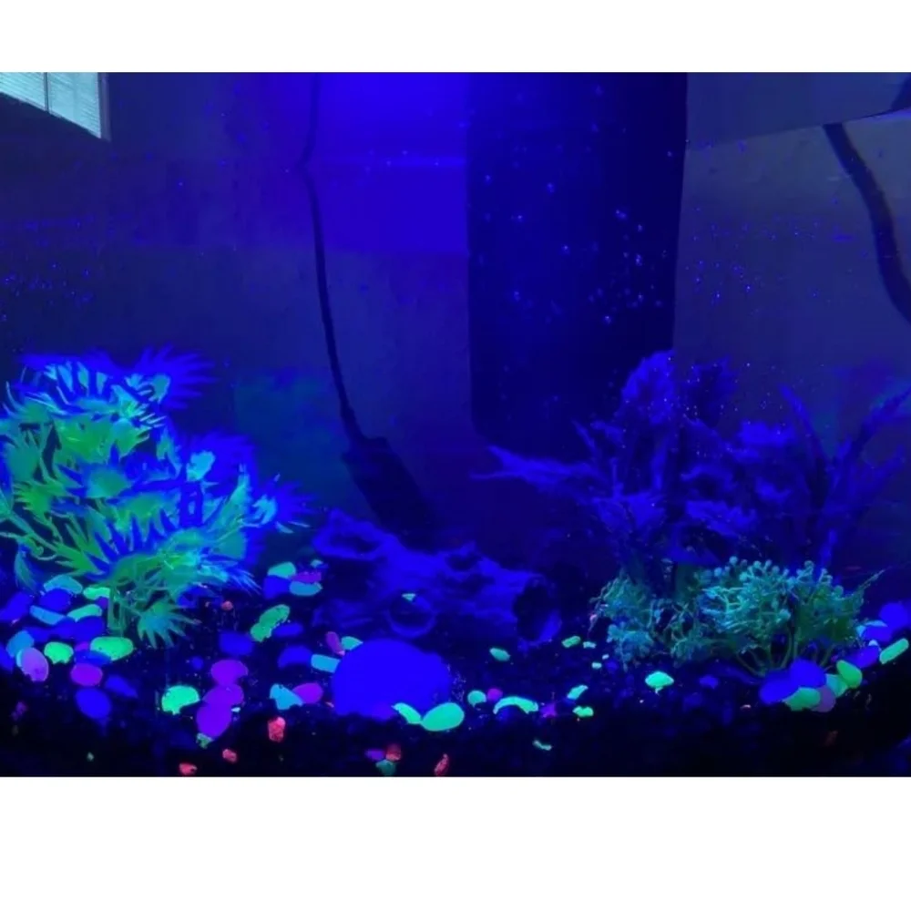 Glow in the Dark Small Pebbles. 100 Pieces. 50g